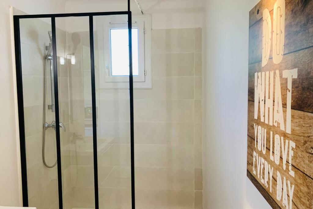 מנוסק Provence Appartement מראה חיצוני תמונה