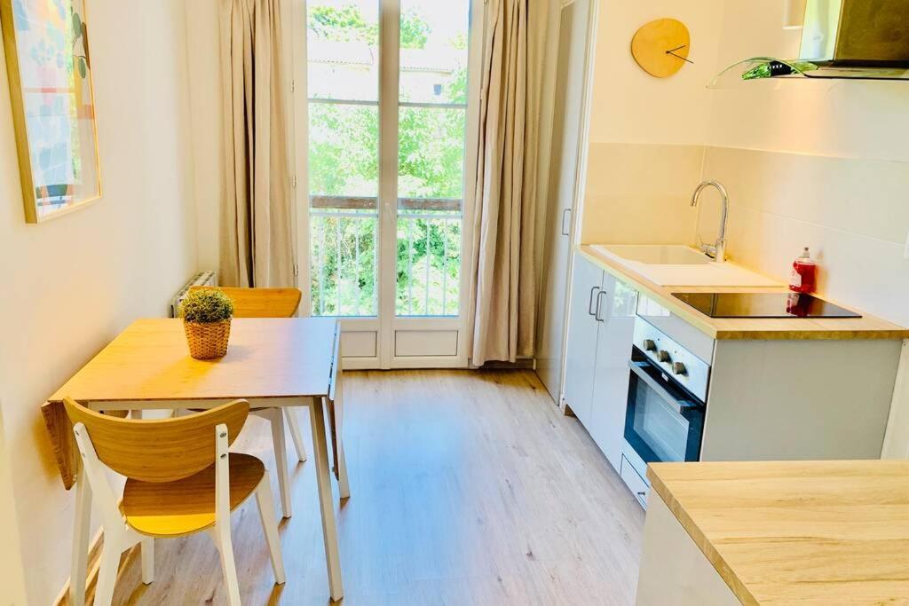 מנוסק Provence Appartement מראה חיצוני תמונה