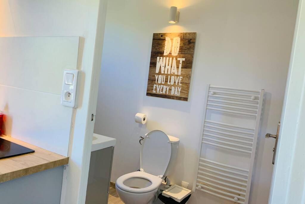 מנוסק Provence Appartement מראה חיצוני תמונה